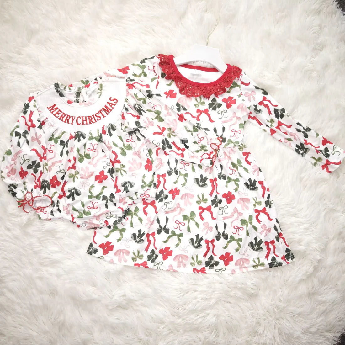 Smocked Christmas Bows