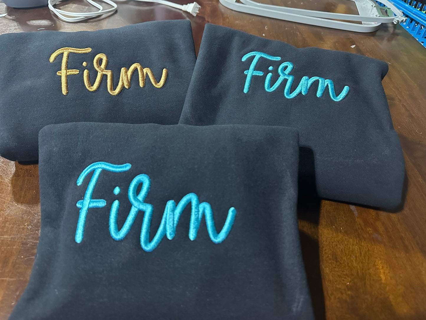 Firm Puff Embroidery Sweatshirt