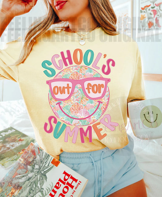 Schools Out for Summer Smiley Seashells